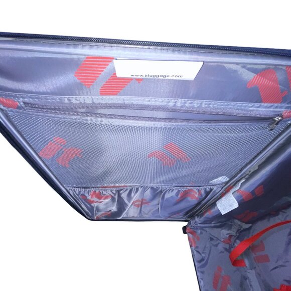 It Luggage Black Nylon With Telescopic Handle World’s Lightest Rolling Luggage - Picture 13 of 15